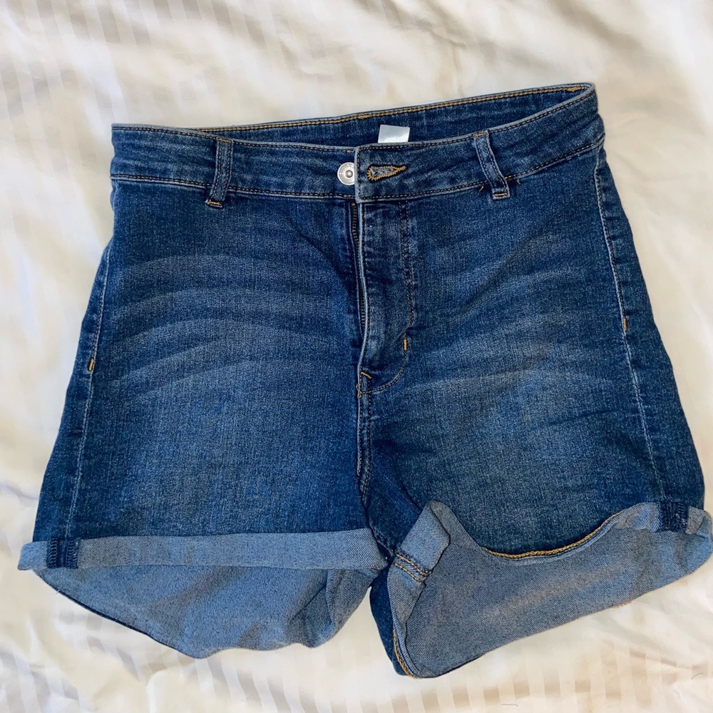 H&M High-waisted Jean Shorts